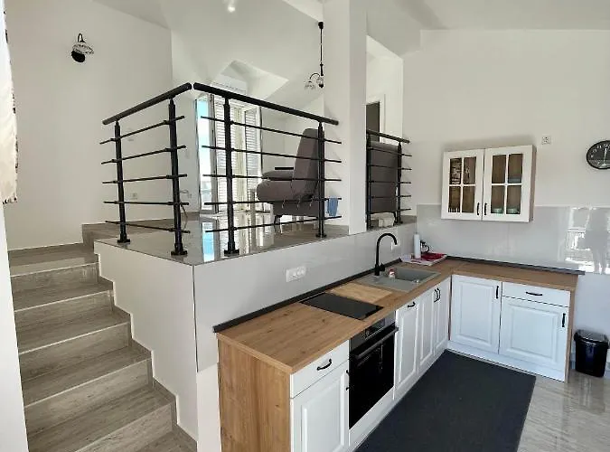 Mare I Ive Apartman *